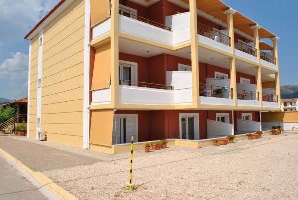 Zoom Beach Hotel Kandia Ngoại thất bức ảnh